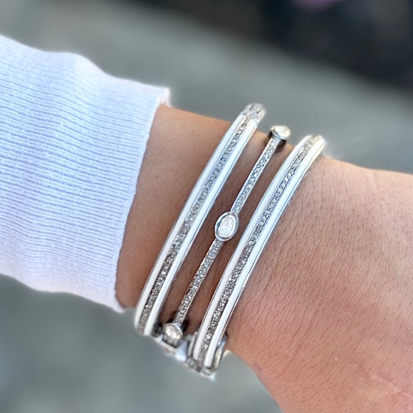 Vintage La Rose White Enamel Silver Diamonds Bangle Bracelet with Clasp - Picture 5 of 15